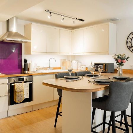 White Hart Cottage Улверстон Экстерьер фото